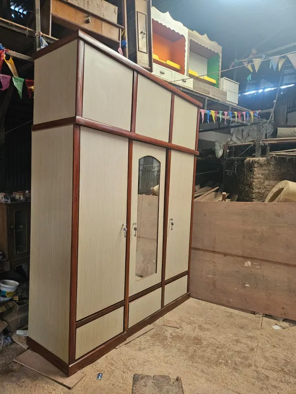 sisaw wardrobe 6/8